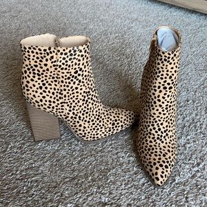 Ankle booties. Cheetah print